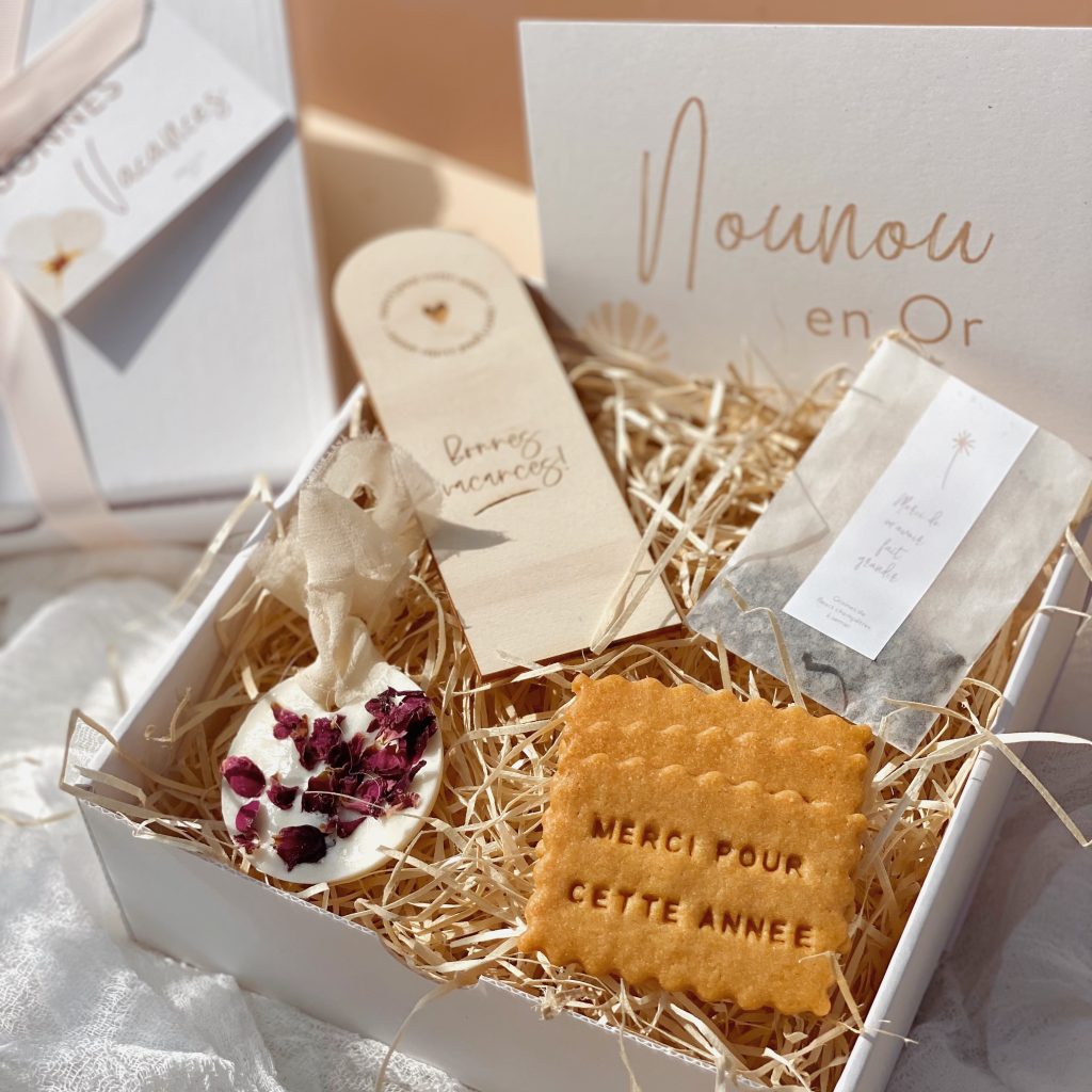 Pot à biscuits personnalisé/cadeau noël nounou /pot à cookie personnalisé /cadeau personnalisé nounou/fête des nounous /nounou - France Pot à biscuits personnalisé/cadeau noël nounou /pot à cookie personnalisé /cadeau personnalisé nounou/fête des nounous /nounou - France